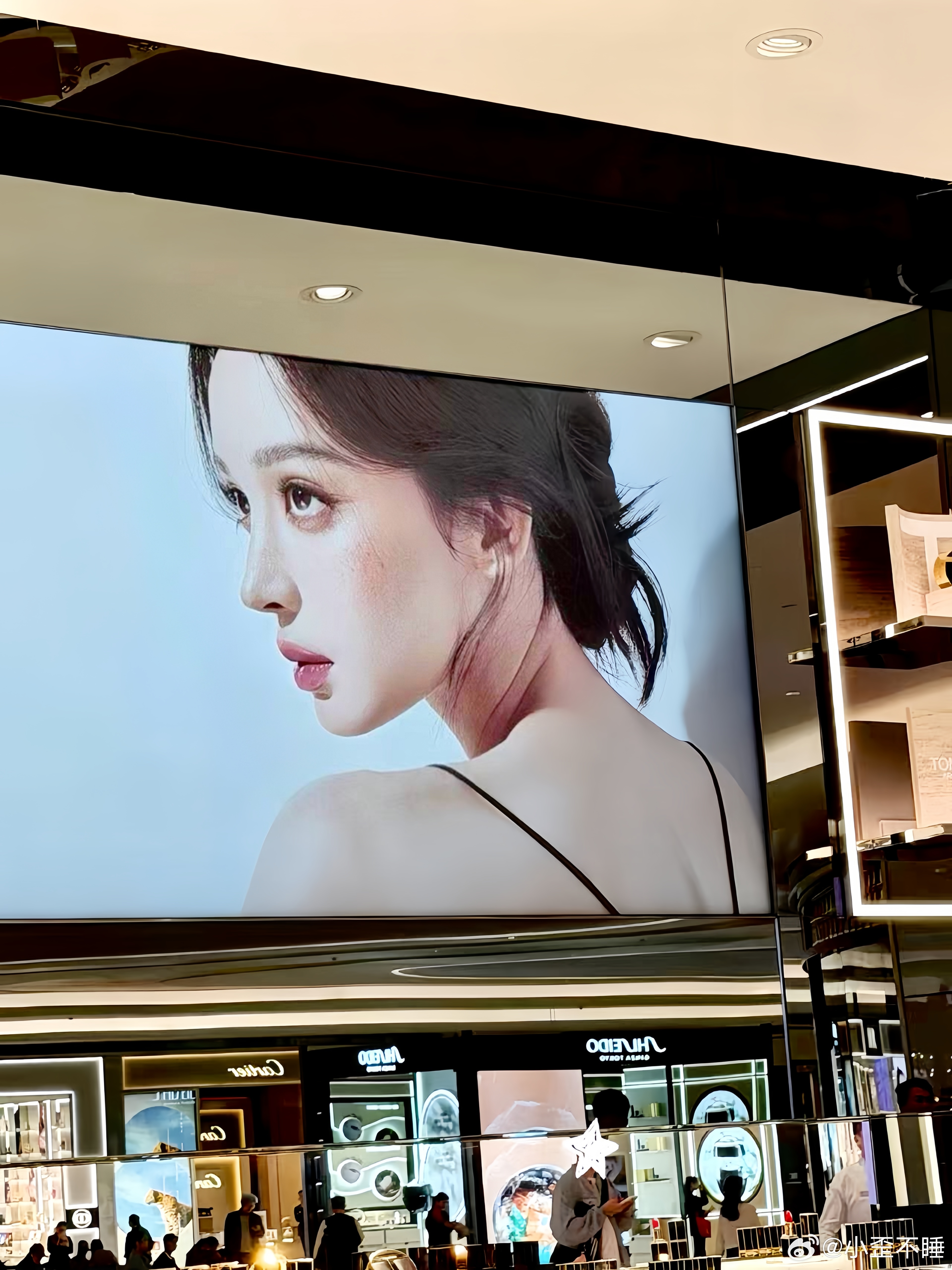 这是bjd娃娃吗牛逼混血感 