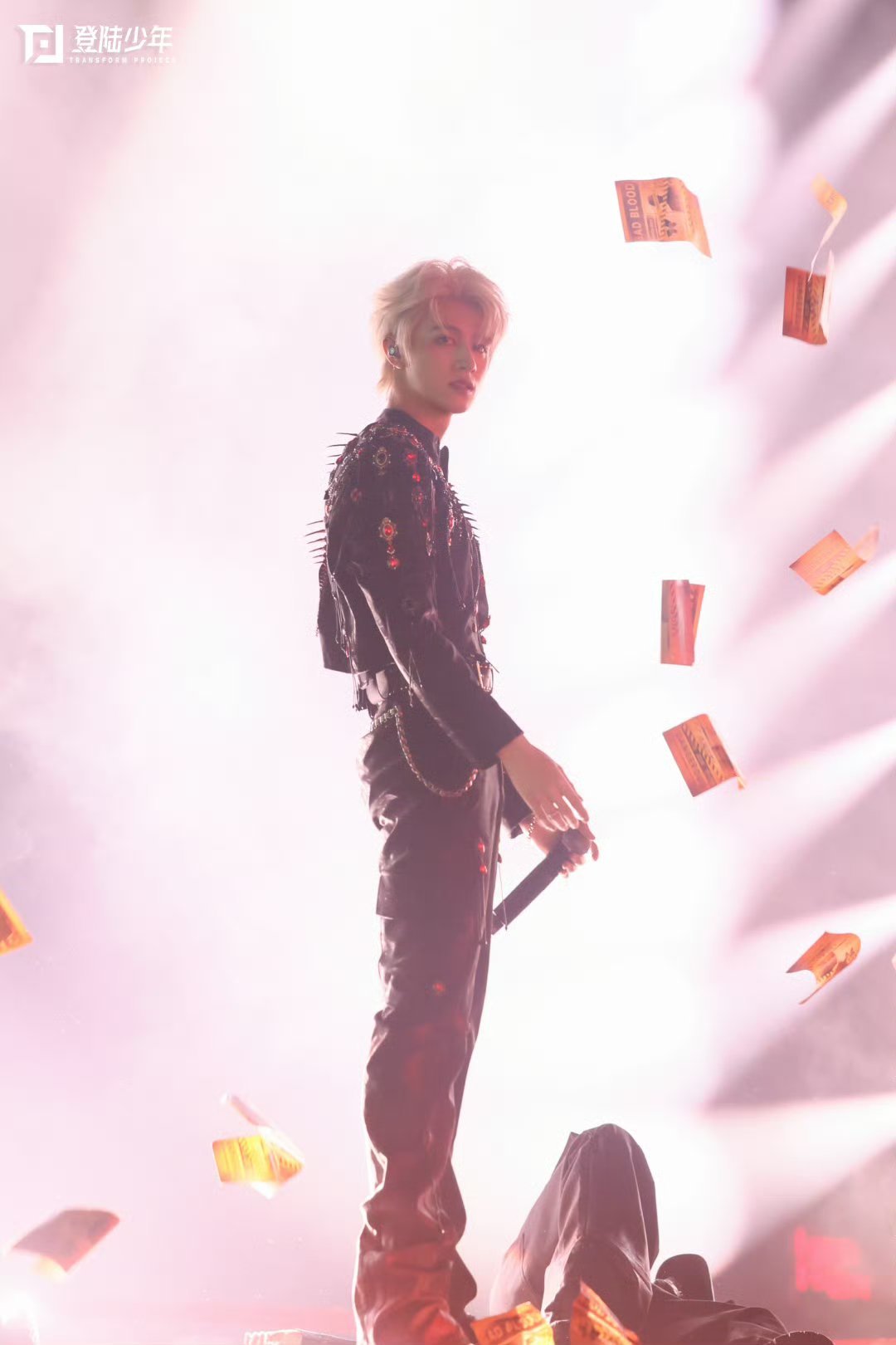 TOP登陆少年组合今年还会有演唱会嘛[捂嘴哭][捂嘴哭][捂嘴哭]好想看弟弟们的