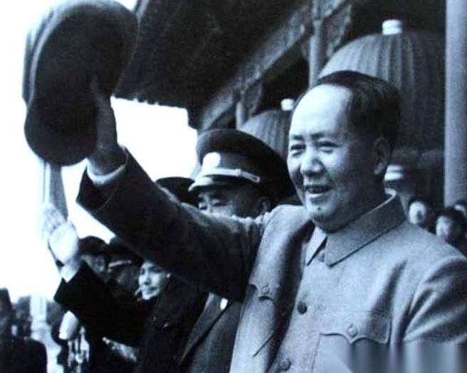 以前那位老人说得真狠啊：
人的变坏，往往是从脱离劳动开始的。
一针见血。
以前觉