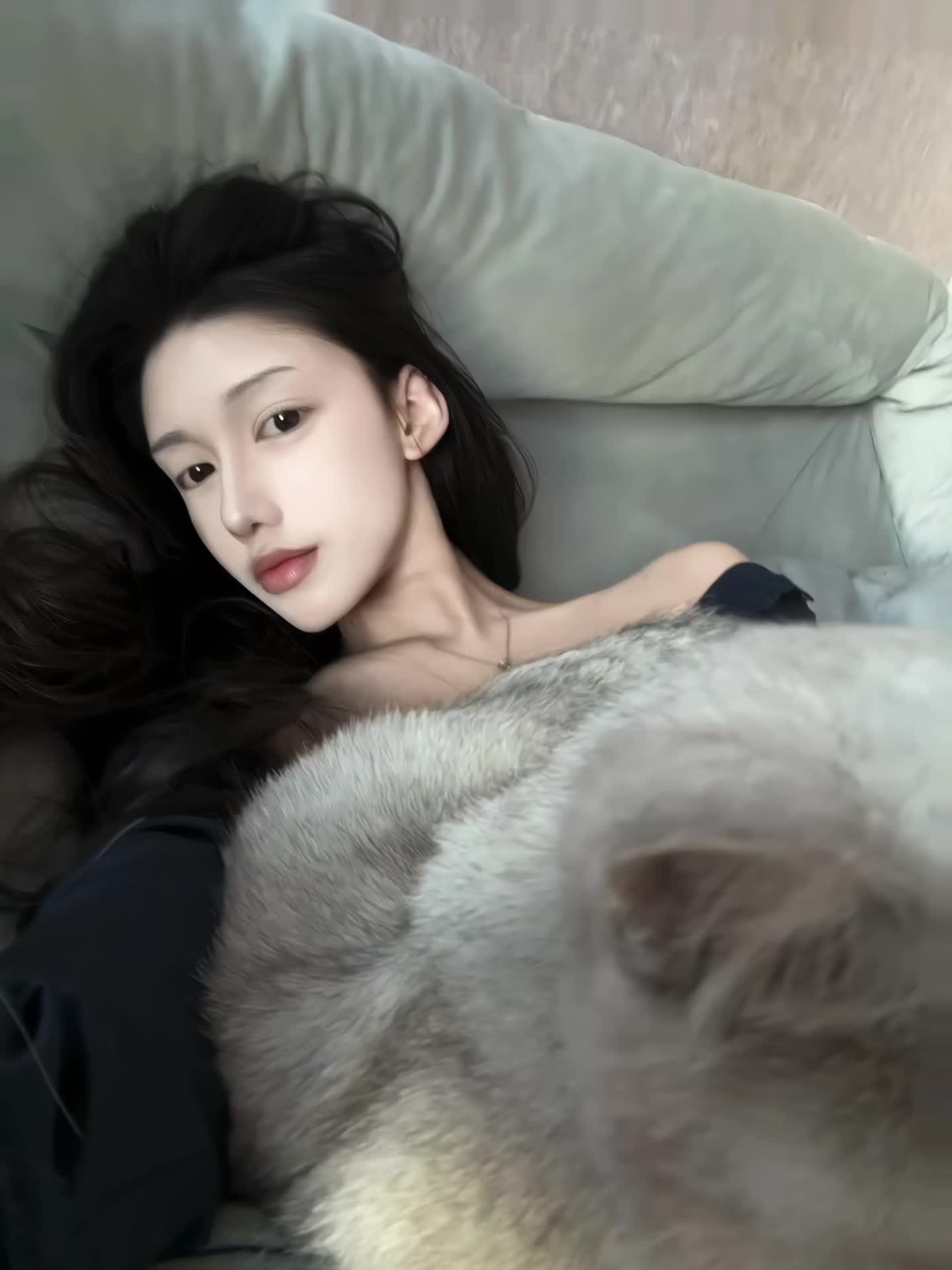 不会表达也有错吗 我可是这冷漠都市里的暖心女人