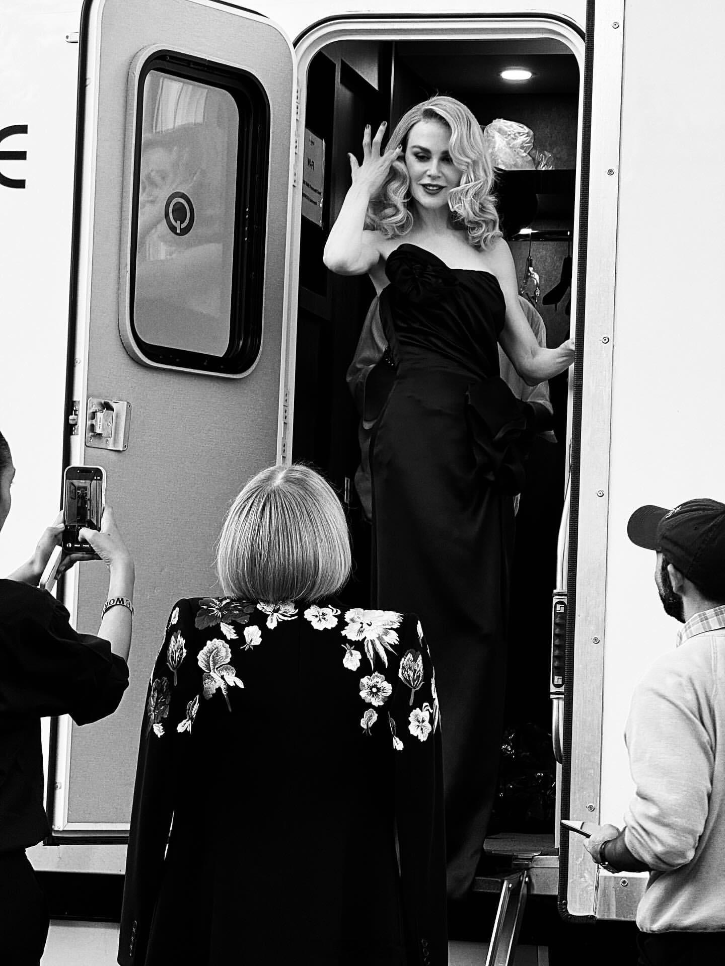 电影[超话]搭乘花絮去幕后 重回好莱坞的黄金时代——2025 Vogue Wor