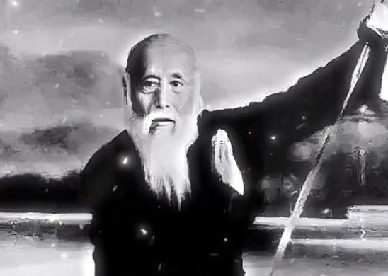 1942年，武术大师李尧臣遭人出卖，落到日军手中，日本高手武田西想要与其比试一番