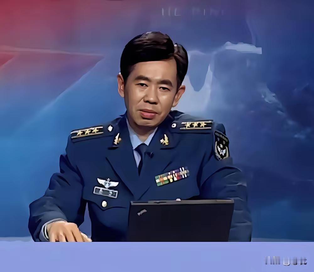 有些话，真是醍醐灌顶。
​总喜欢把自己的家底亮出来，
​搞得跟年度汇报演出似的。