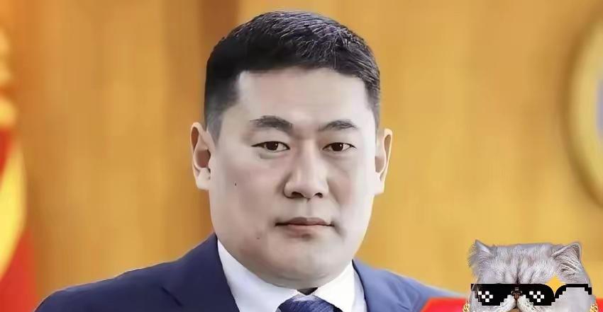 “如果中国不开放领空，我们就请美军驻军。”

这话是最近部分蒙古网民放出来的，听