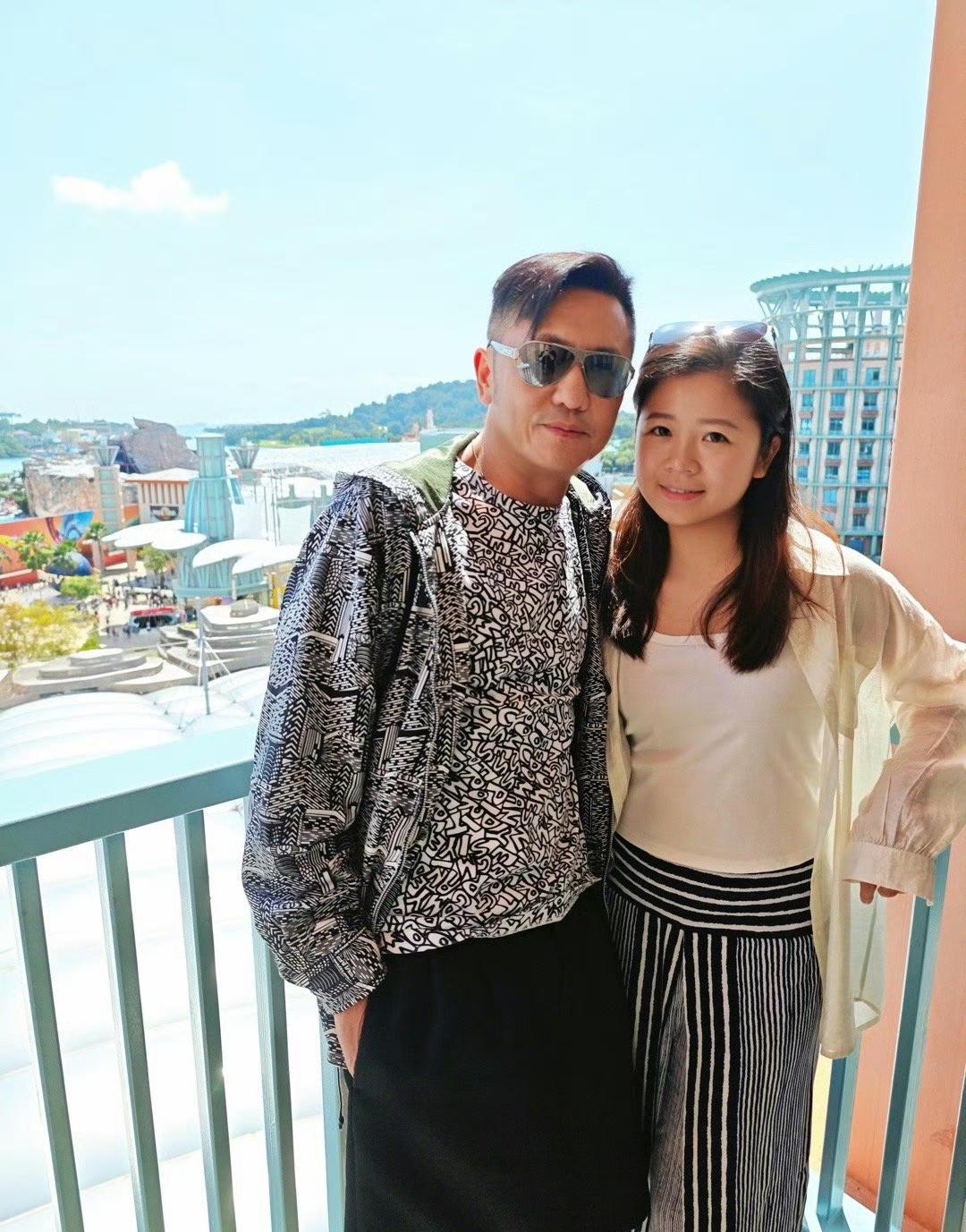 原来苏志威和刘小慧的两个女儿都这么大了，大女儿26岁了，小女儿也18岁了，大女儿