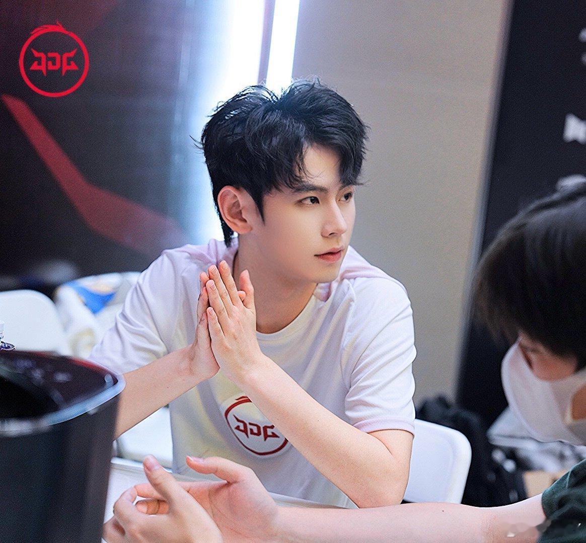 无畏NoFear 2.20日贴贴 