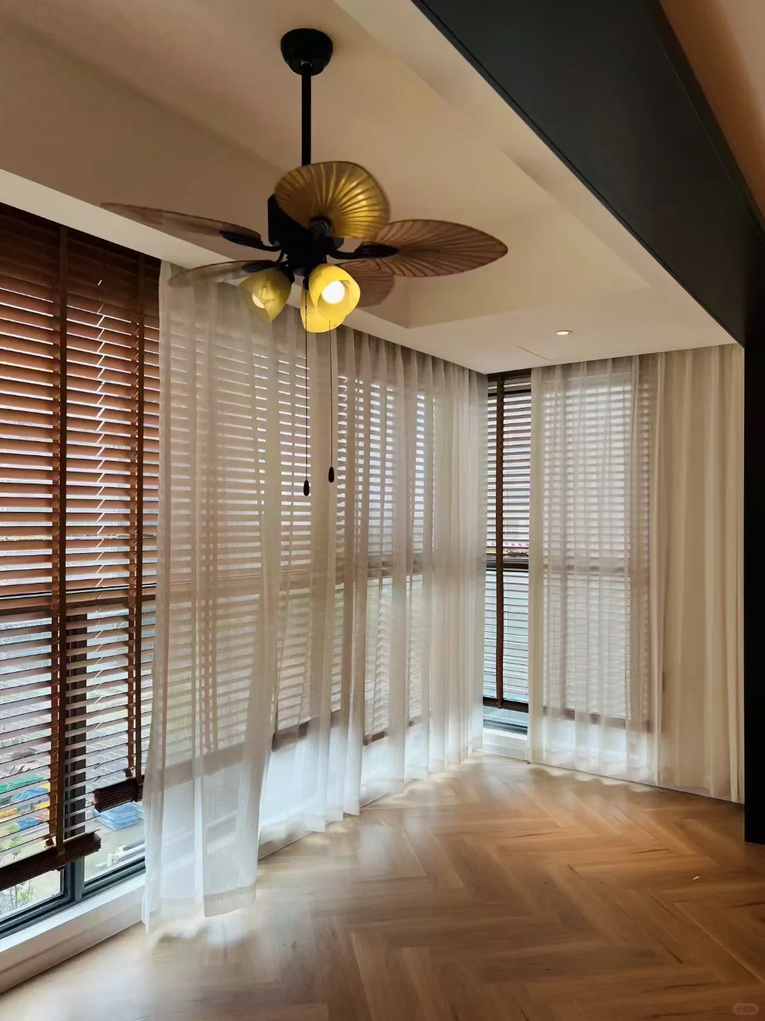 永远不要小瞧00后对木百叶的执着，纱是灵魂