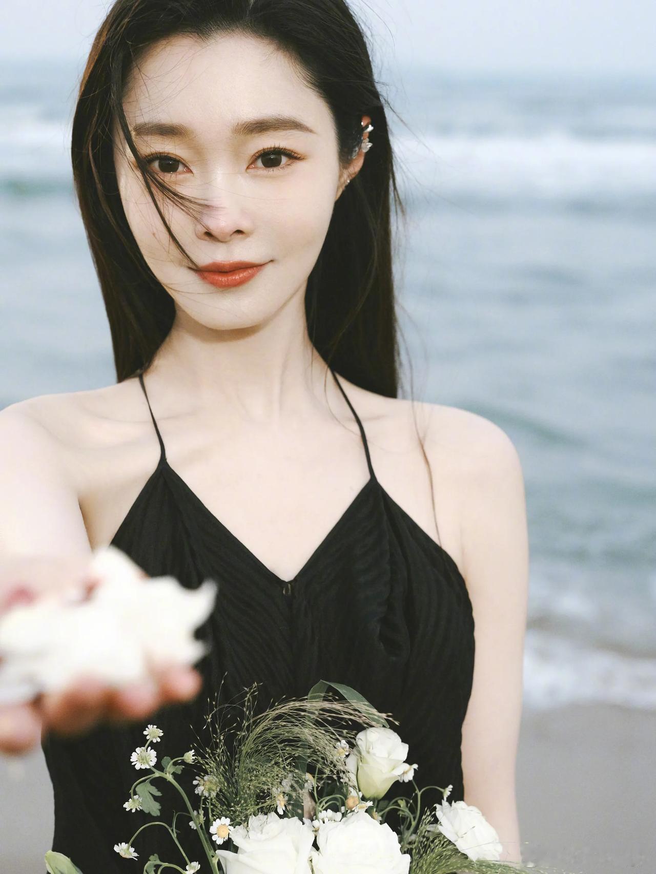 这是真温柔白月光[心]
宋轶 娱乐