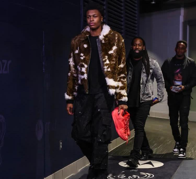 泰勒-史密斯和火箭签下的是一份2年的双向合同！休斯顿火箭新赛季篮不住NBA吐槽大