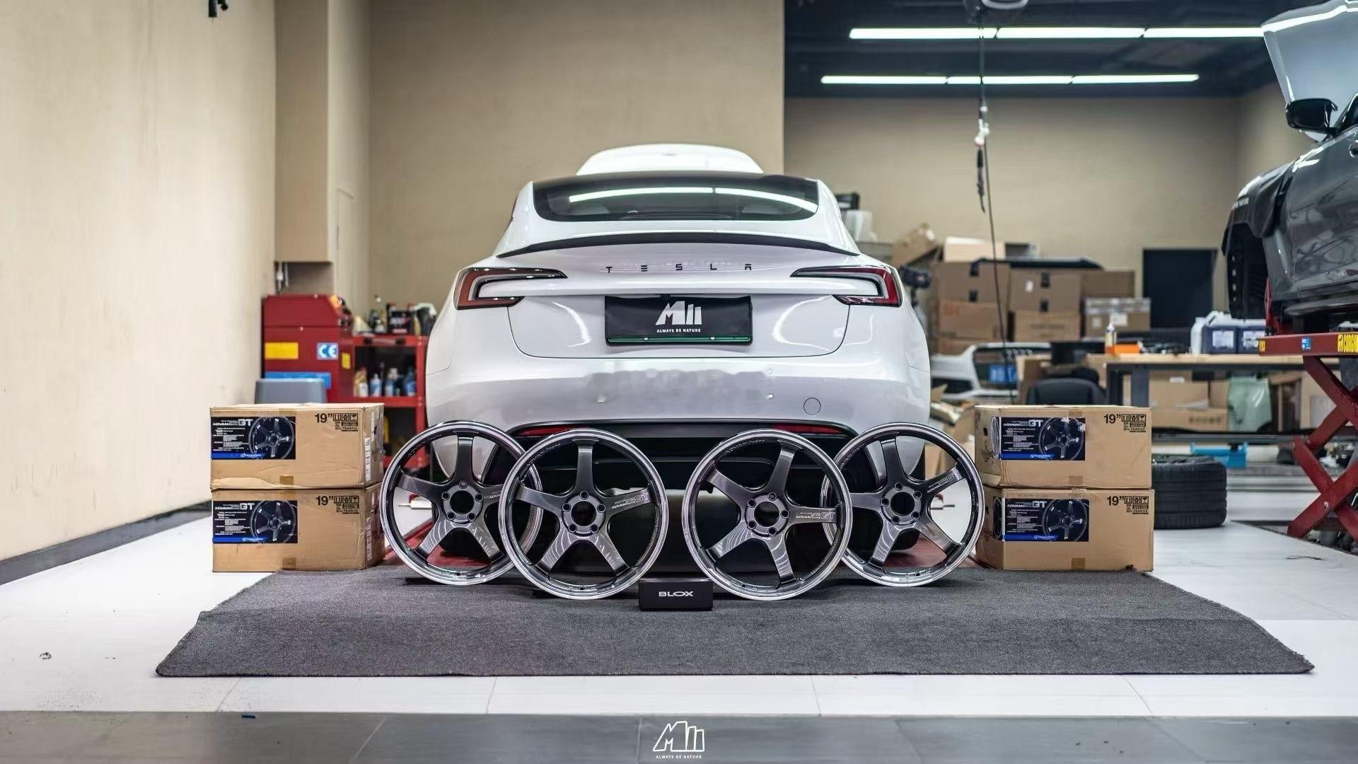日本Advan GT- Beyond 锻造轮毂🈴特斯拉Model 3 数据：1