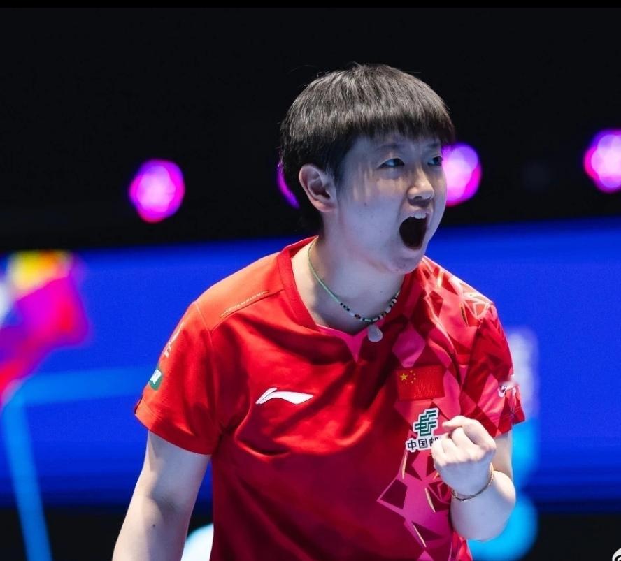 绝杀！逆转！中国女乒七连冠，太燃了！
北京时间今晚，2026世乒赛女团决赛巅峰对