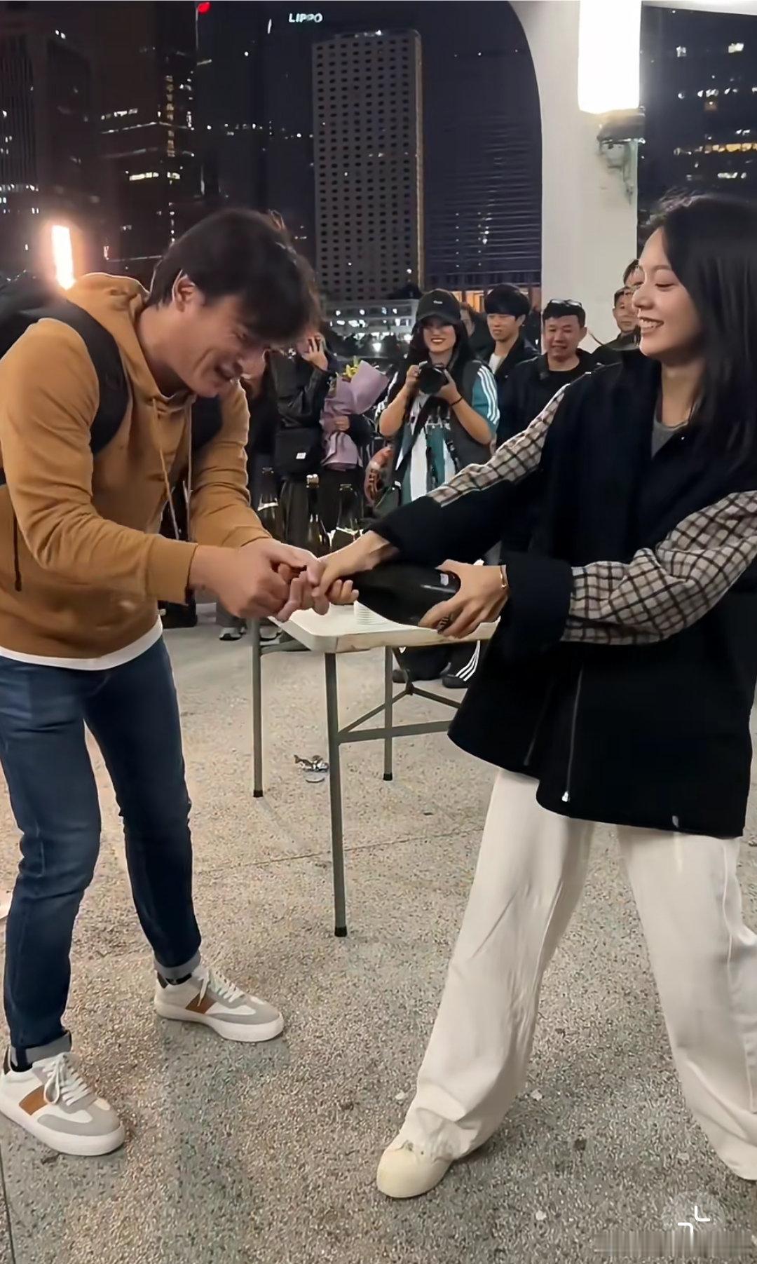 赵金麦好小一只啊！ 