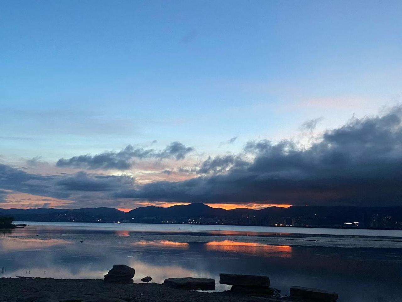 今日洱海
云南大理景色真美