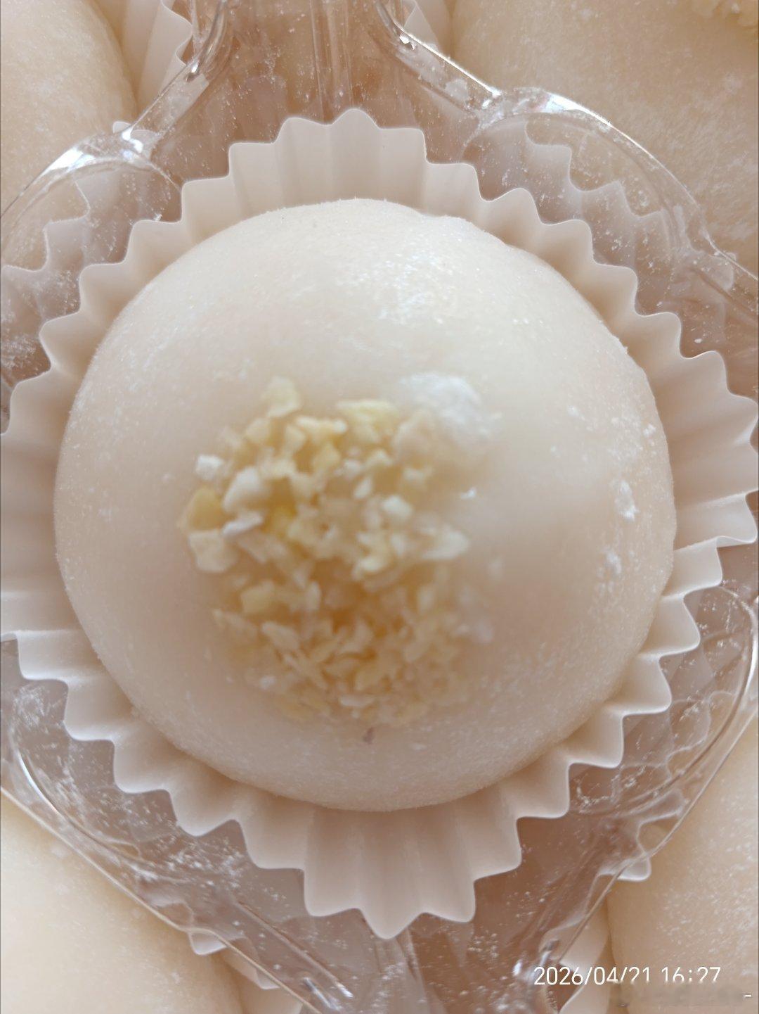 最喜欢吃榴莲大福，甜甜的，糯糯的，一次能造两个。 深圳