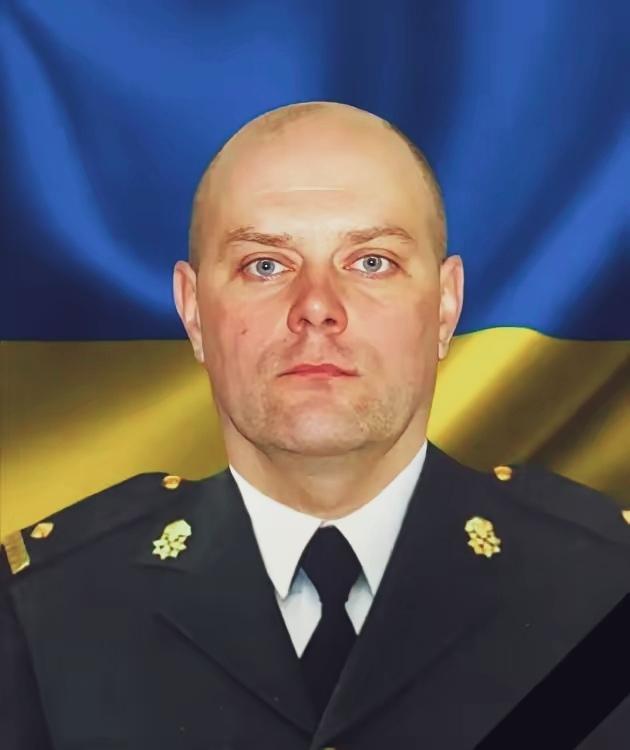 先别盯着委内瑞拉了，俄乌战场又出事了，乌军的马克西姆上校已经被俄军所击毙了！
