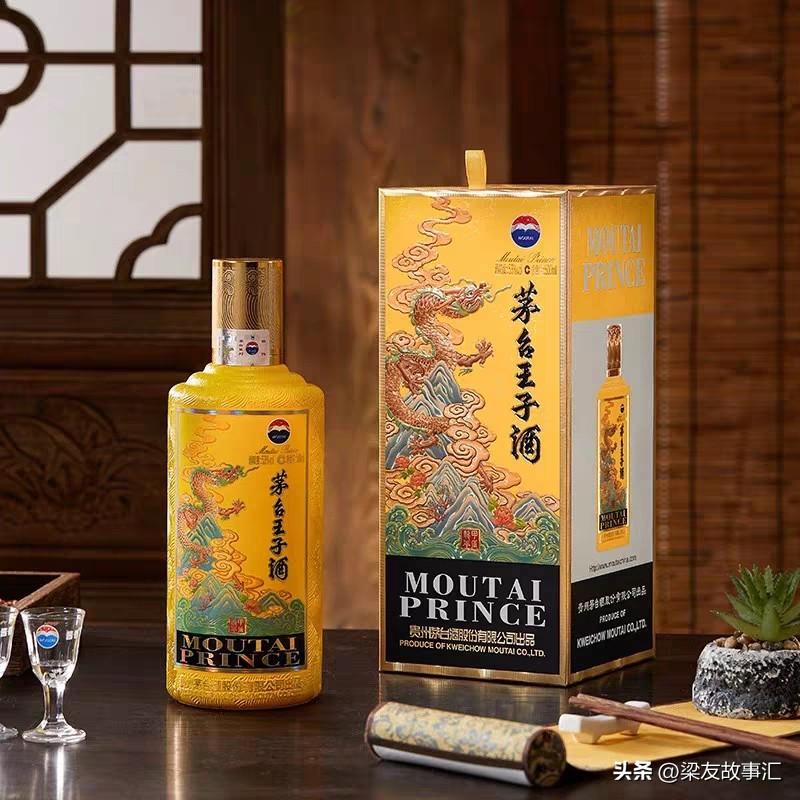 原因为何？
听见加油员说，92号汽油没有了。只能加95号和98号汽油。
我当时还