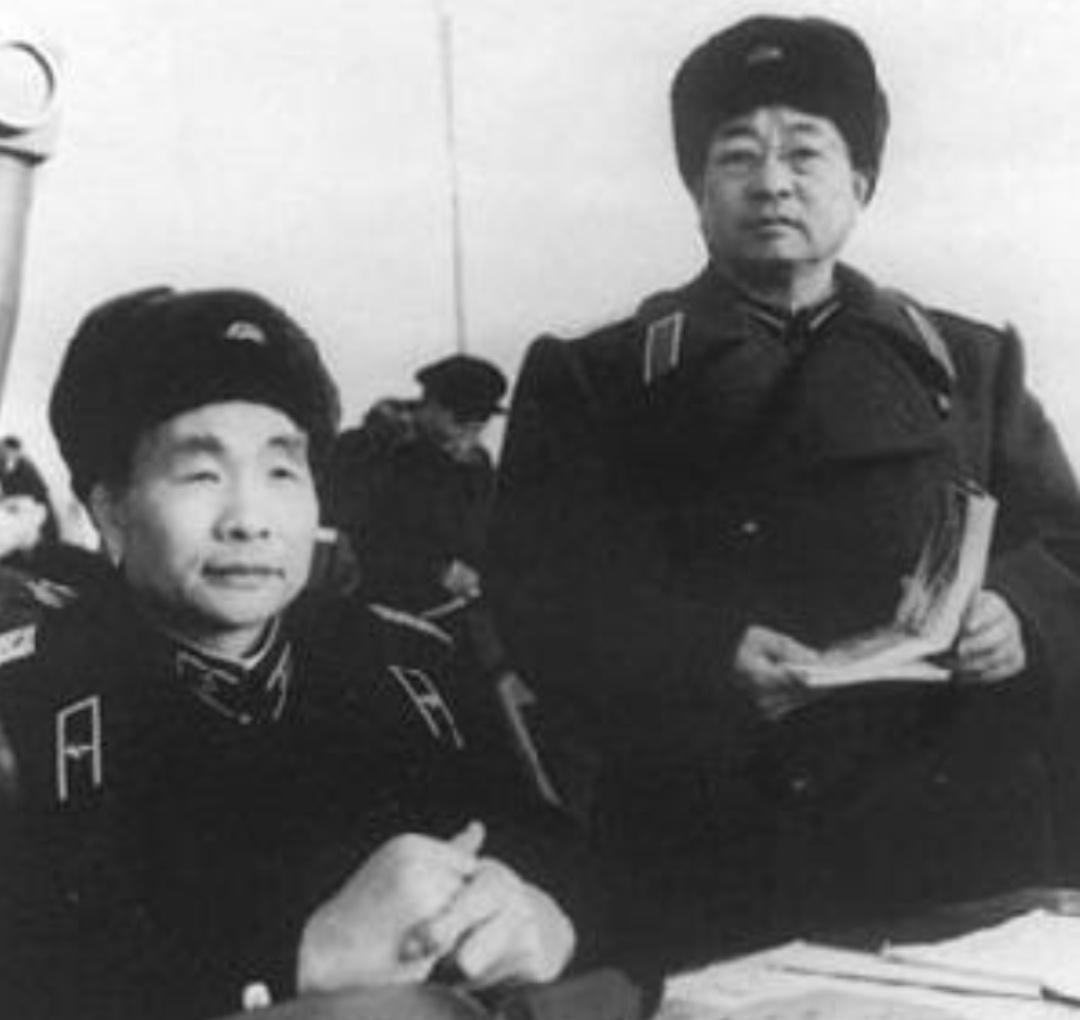 陈赓面子真够大的，还没到场，毛主席朱老总和周总理已经等待。
 
在开国将帅中，陈