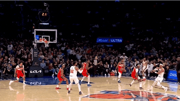 有点帅！唐斯这球要被联盟盯上了哟！
在今天NAB常规赛尼克斯对阵奇才的上半场比赛