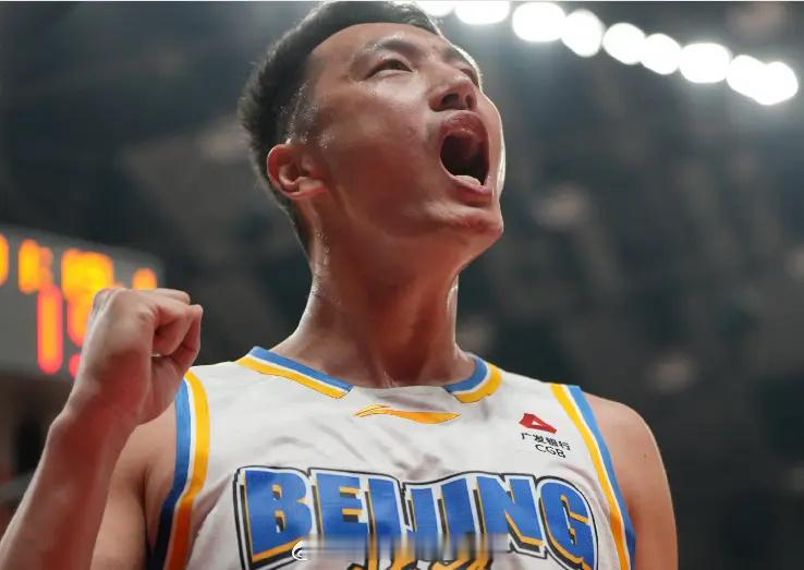 总决赛重演北京丢扳平三分惜败广厦 胡金秋9中8翟晓川被肘击脸部广夏vs北京 北京