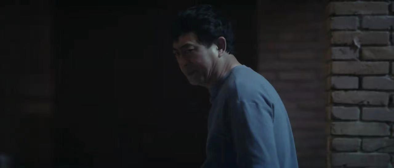《主角》这部剧随着刘红兵出场，越来越搞笑了！

那就是舅舅担心刘红兵骚扰易青娥，