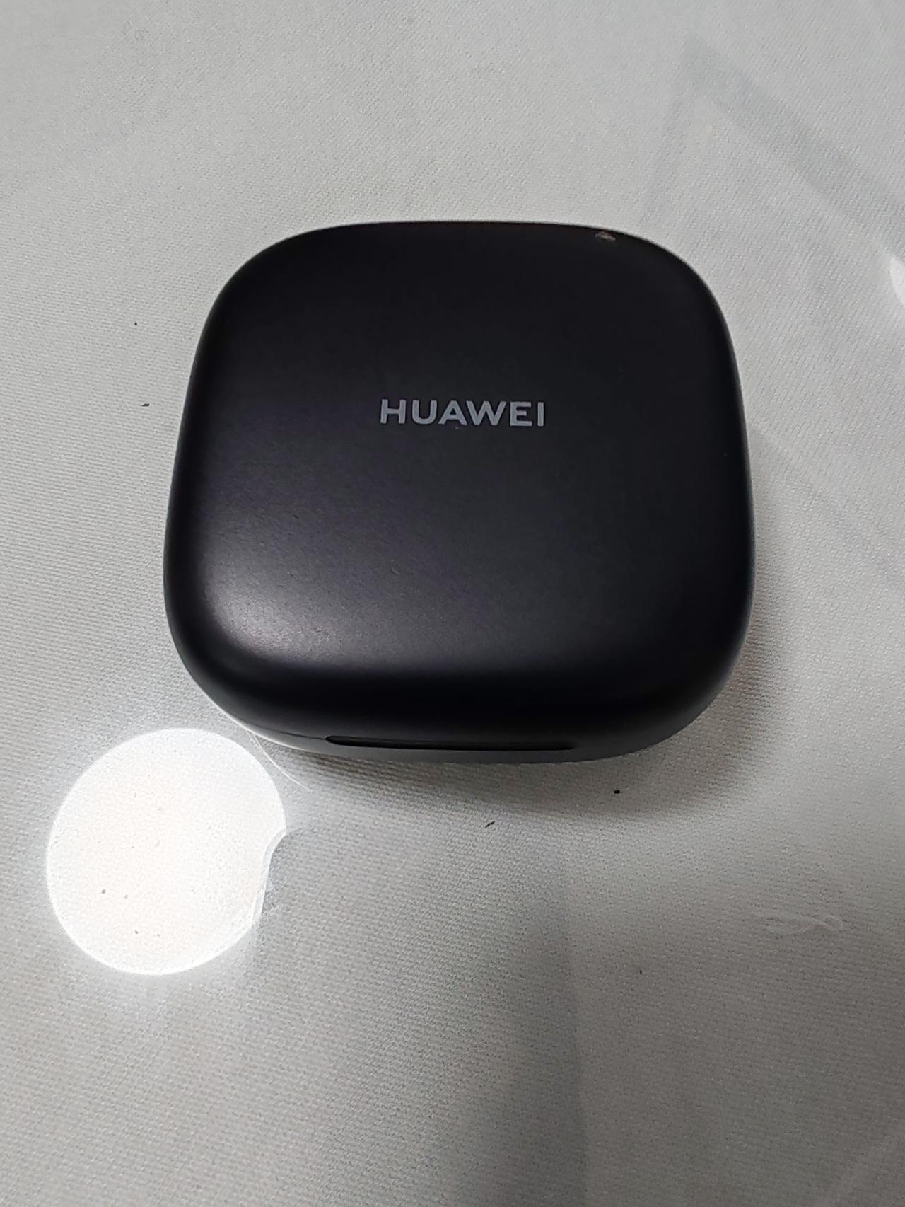 今天上午八点半左右，南码头摆渡，在途经陆家浜路，跨龙路左转沿中华路，到云南南路，