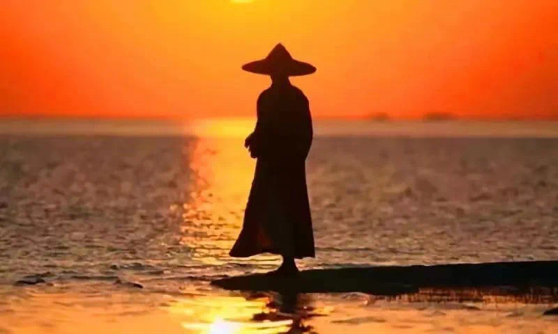 我们在人间，要接受有、承受无，我们来到人间从来没有拥有过，所以我们也不会失去。如