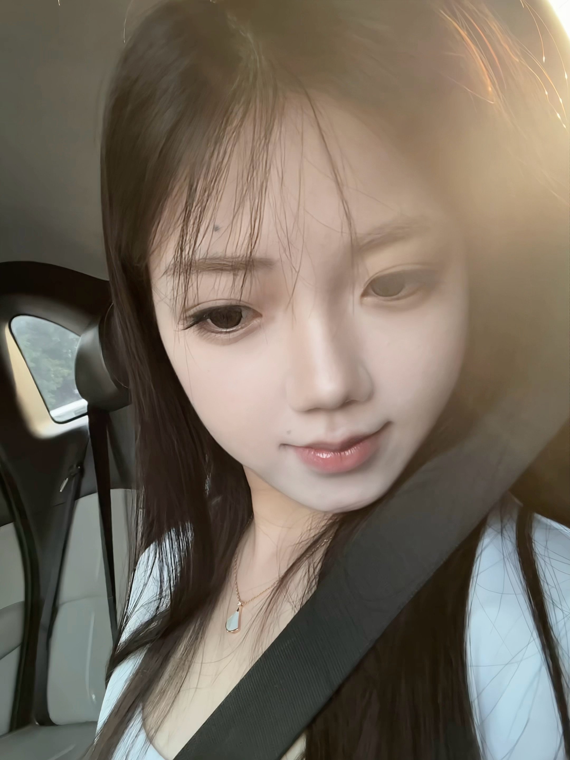 其实我一直觉得有星星人是一件很普通的事情，不理解为什么有人会刻意发出来炫耀。其实
