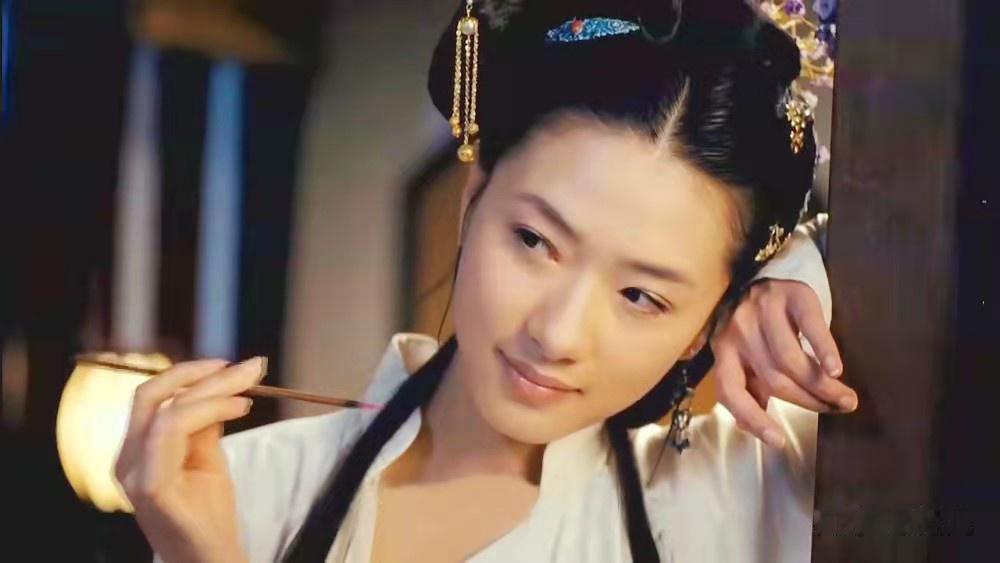 窝囊而死的孝武帝4
皇后嗜酒，皇帝英年早逝，两个儿子一个傻一个弱
　　司马曜的后