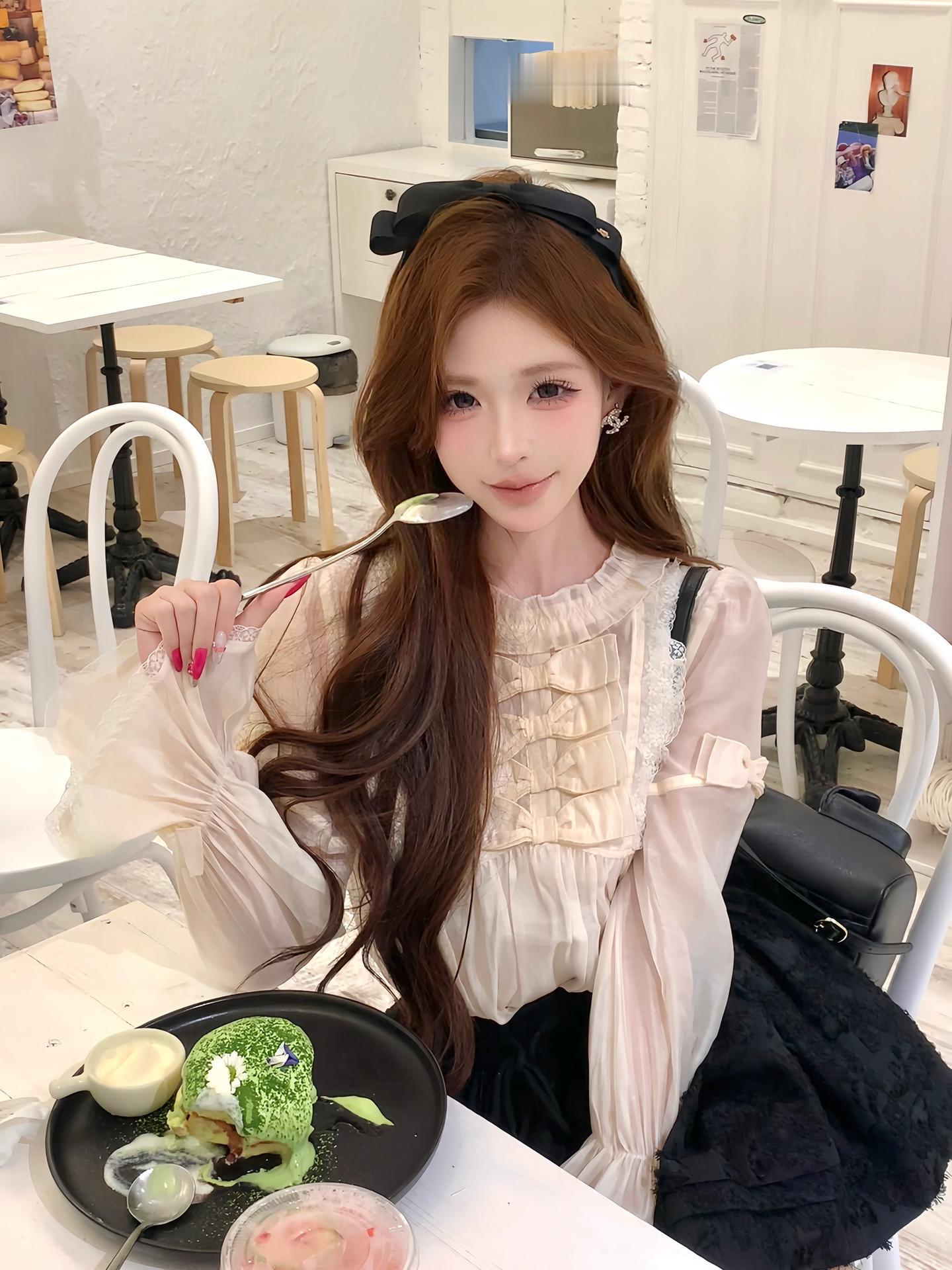 离我近一点 我喜欢萌萌的小蛋糕（๑⃙⃘´༥`๑⃙⃘) 𐂐