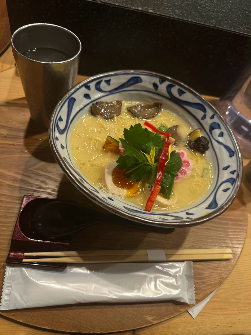 在日本我是领教了想买一样东西跑断腿的崩溃所以我要在网上买（书包）闺蜜做的旅行规划