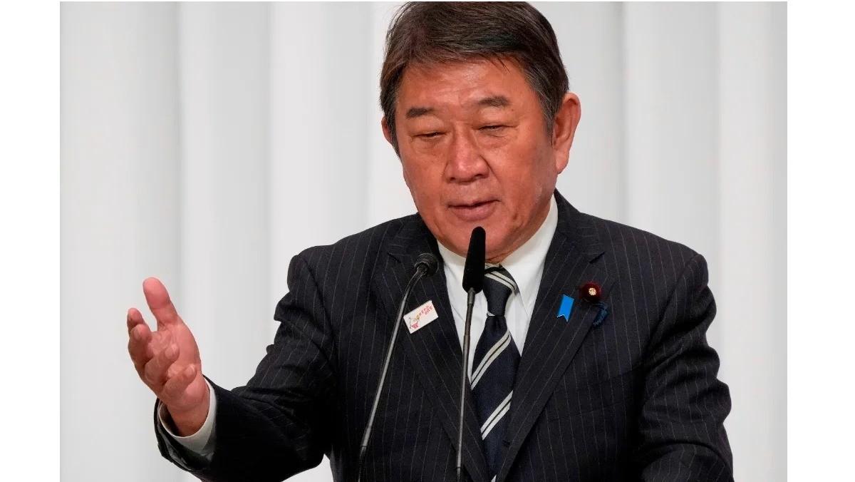 日本外相茂木敏充在记者会上再次提及“敌国条款”问题，不仅强调这个条款已经死文化，