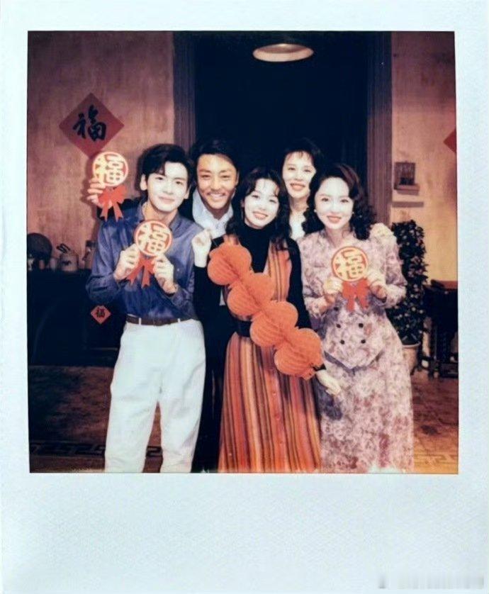 周也祝赵达新婚快乐周也说恭喜舅舅新婚快乐赵达结婚赵达新婚快乐！收到了来自剧里外甥