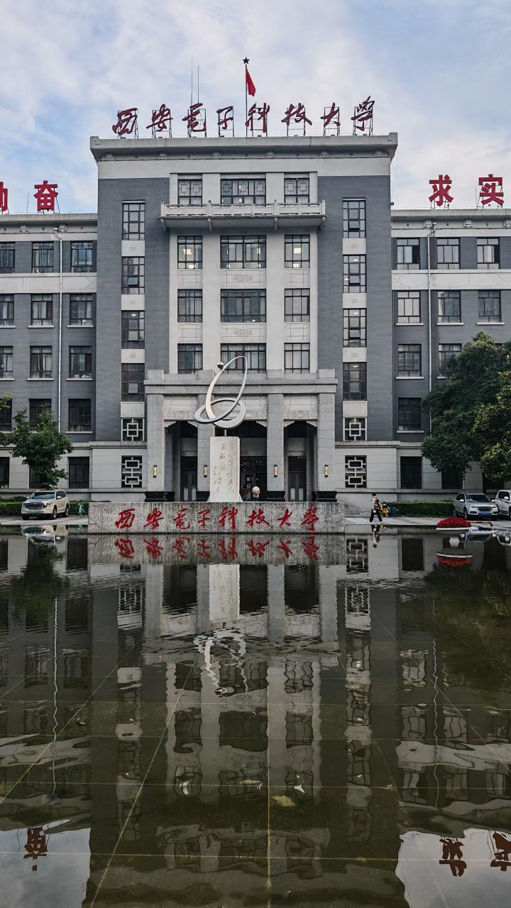 这种就是为了从那 5800 人中筛选顶尖人才的。看了眼网传的试卷，真挺难的，33