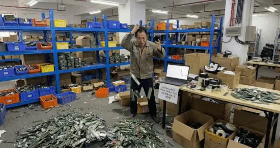 16G降到了700元！內存價格跳水中國囤貨商崩潰哀嚎 全砸手里了