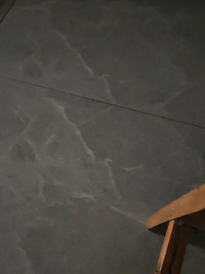 为什么年轻人都喜欢黑白装修风格?因为黑白更经典，冷系风格更符合年轻人的喜好，永不