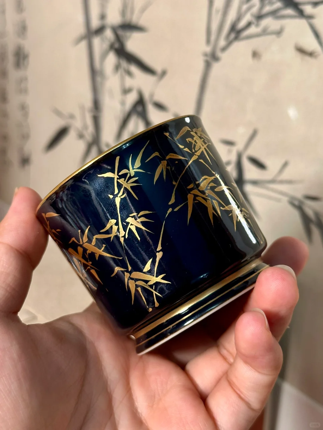 新品预告｜乌金釉描金竹叶纹主人杯～