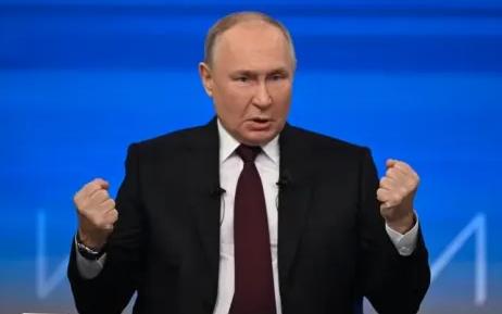 突发！战火直逼俄本土，30架无人机疯狂突袭化工厂，瞬间炸成一片火海7死10伤，伤