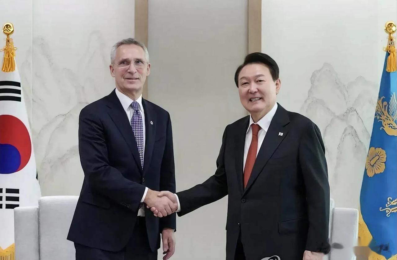 自取灭亡！韩国以观察员身份参加北约峰会。
就在昨天，韩国总统尹锡悦以观察员的身份