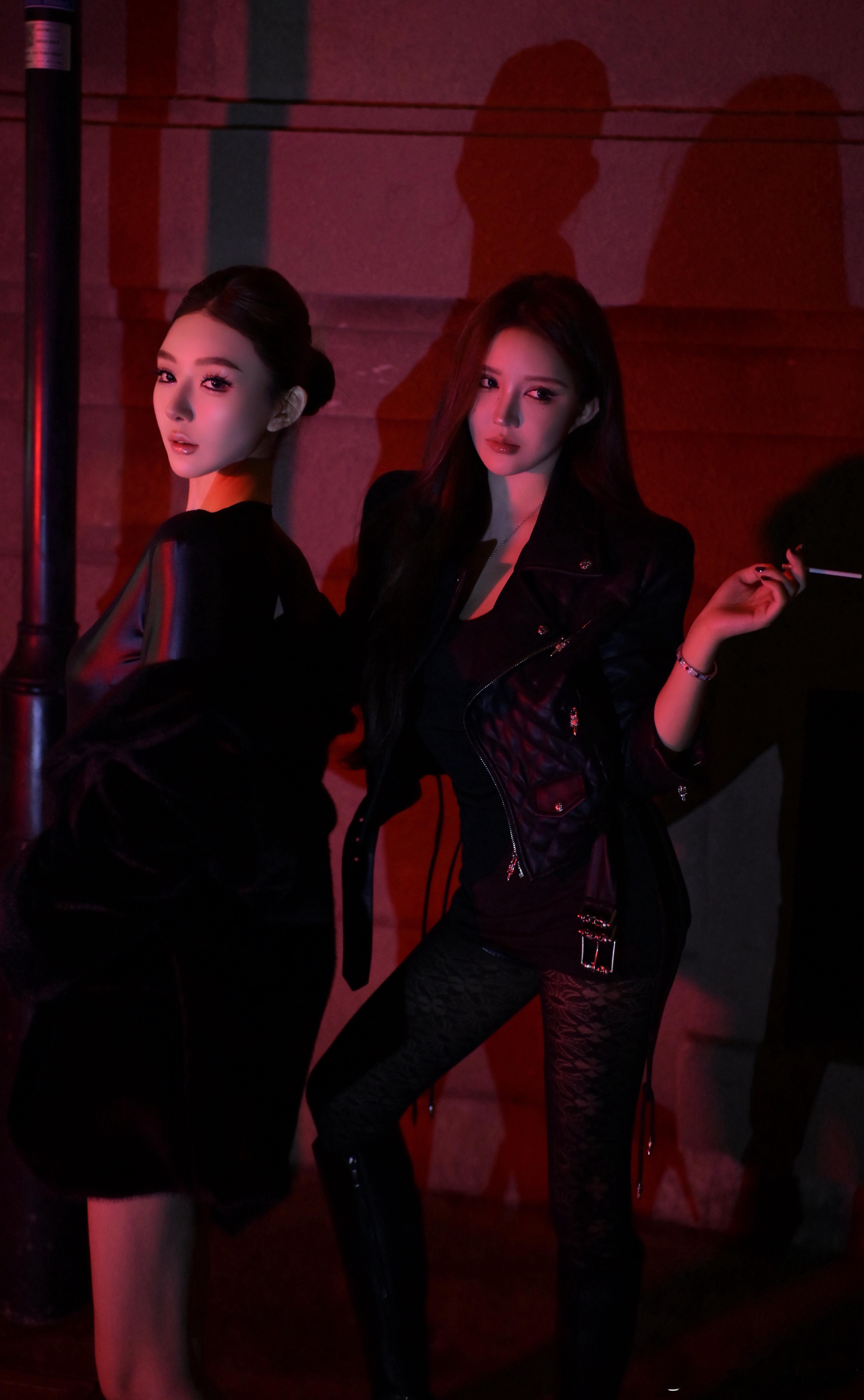 有她在我的身边我只觉得意气风发 