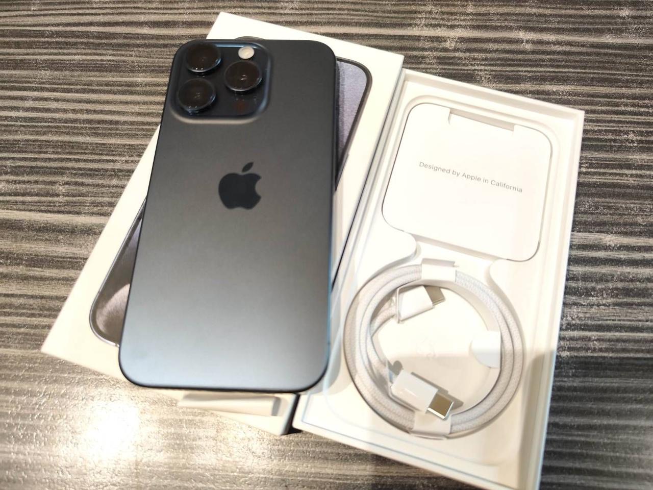 苹果每次出新款的iPhone手机，总是能成为引领全球科技风潮的指标。外界可能认为