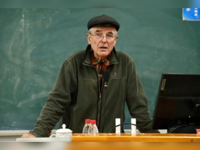 阳和平: “铁饭碗”与“大锅饭”是人民当家作主的底线

近日，学者阳和平在视频中