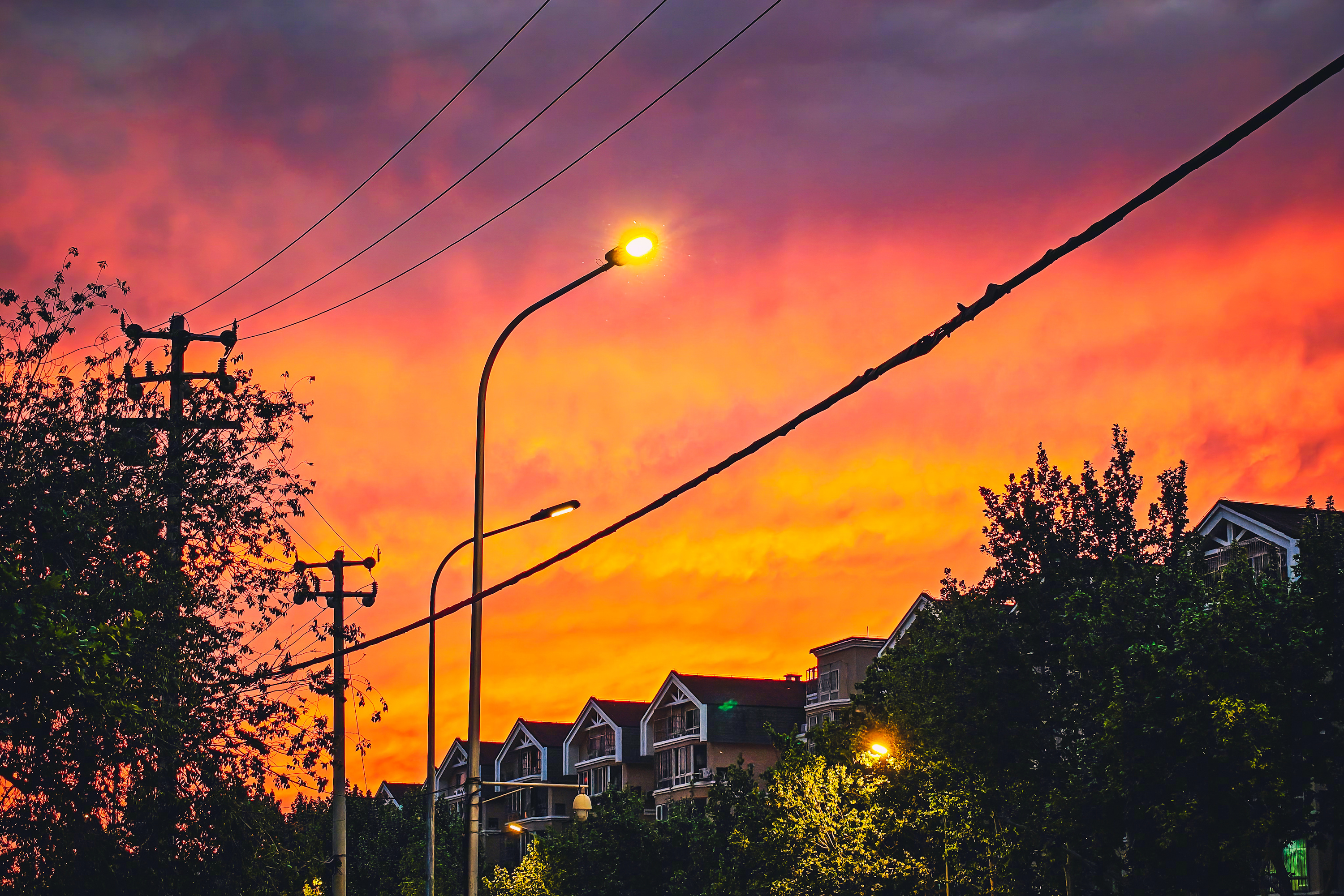 今儿的北京晚霞真美🌇 北京·青年路