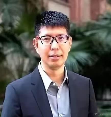 美籍学者敏辛刚落地昆明，就被咱们控制了。美方却认定是“不当拘留”。

刷到这条新