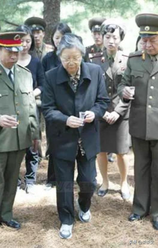 2006年初夏，76岁的刘思齐第五次、也是此生最后一次奔赴朝鲜，首次踏入大榆洞的
