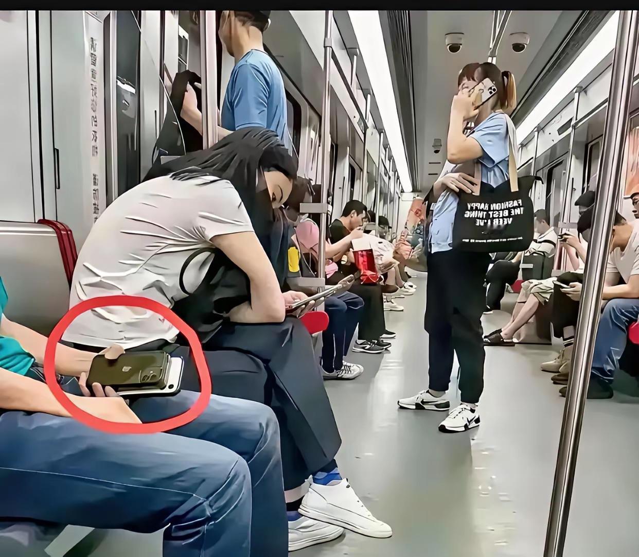 好奇…想问问，这是大老板吗？[what]