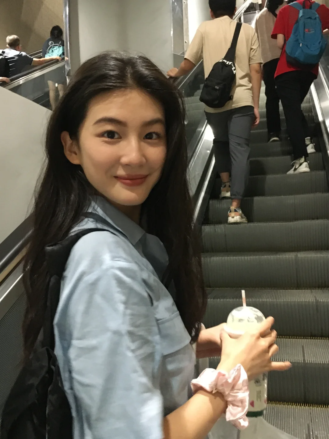 给你买了杯奶茶