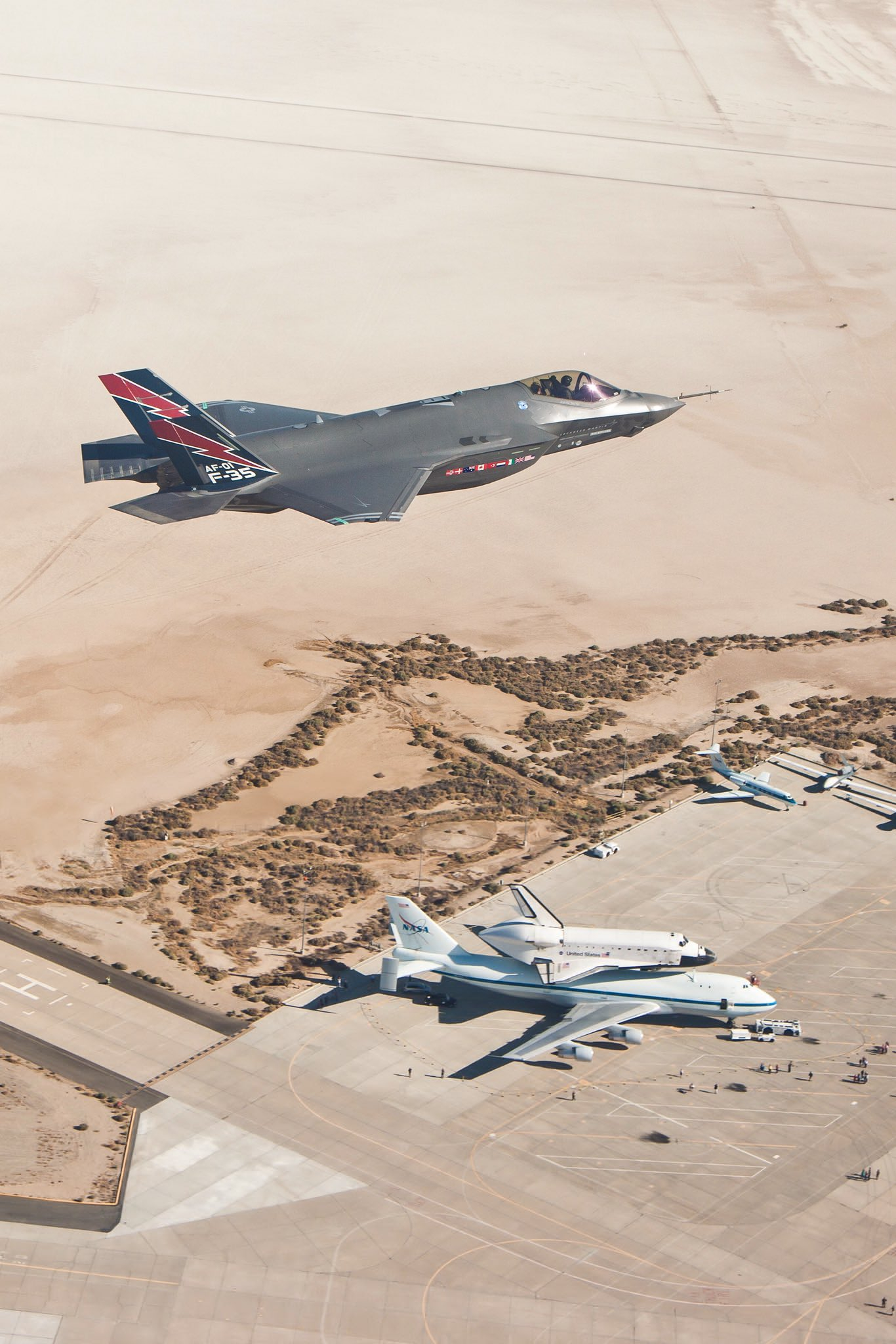 F-35与航天飞机运输机（Shuttle Carrier Aircraft，SC