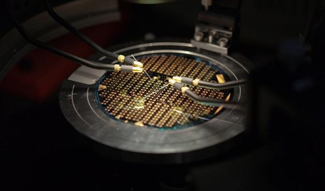 中国再次出手，对日本半导体材料，发起反倾销调查。在宣布断供两用物项仅仅一天后，中