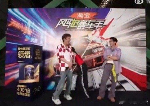金晨说最近右臂粗了点 金晨怕不是对“粗”有什么误会！这明明是长期练舞练出来的匀称