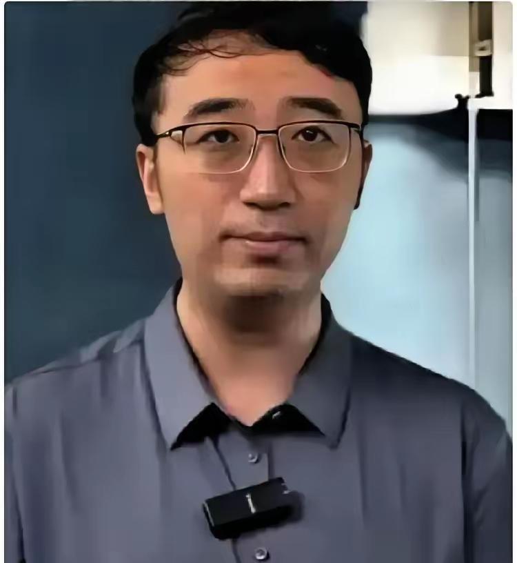 月薪4000，北大清华双料学霸竟说“我干”！校长听后记了一辈子！

你有没有想过